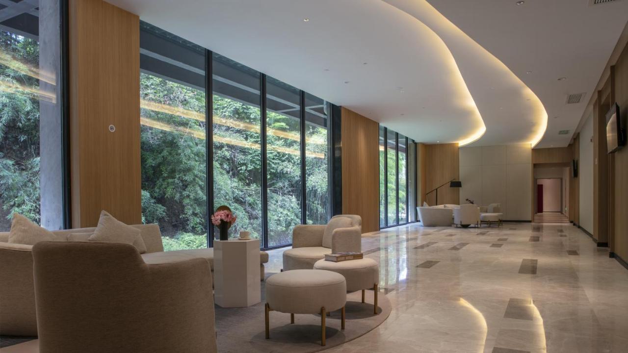 Holiday Inn Express Qiliping By Ihg Emeishan Dış mekan fotoğraf