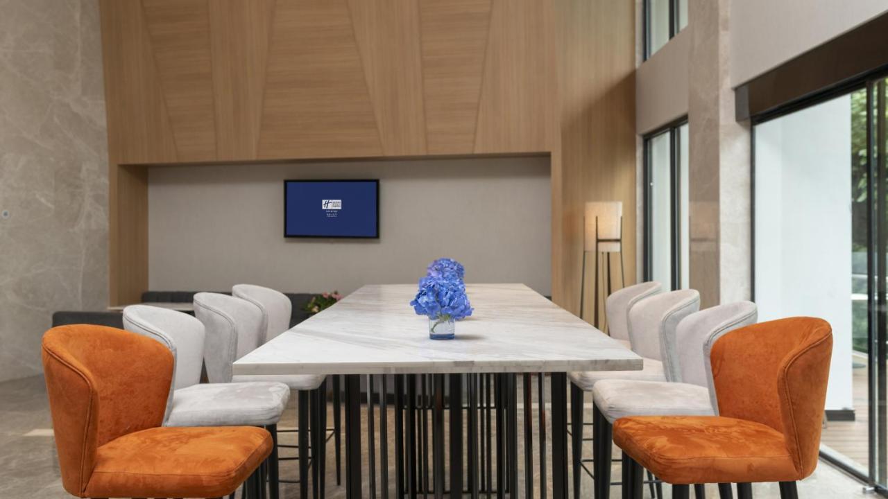 Holiday Inn Express Qiliping By Ihg Emeishan Dış mekan fotoğraf