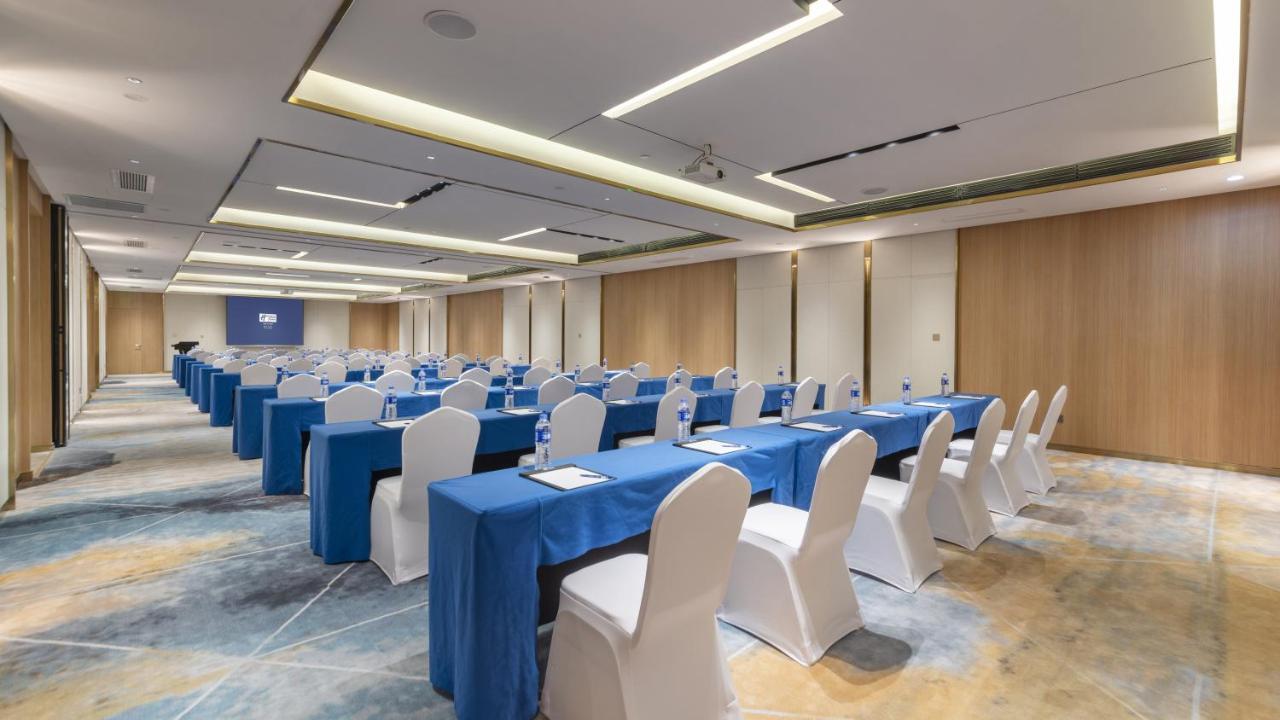 Holiday Inn Express Qiliping By Ihg Emeishan Dış mekan fotoğraf
